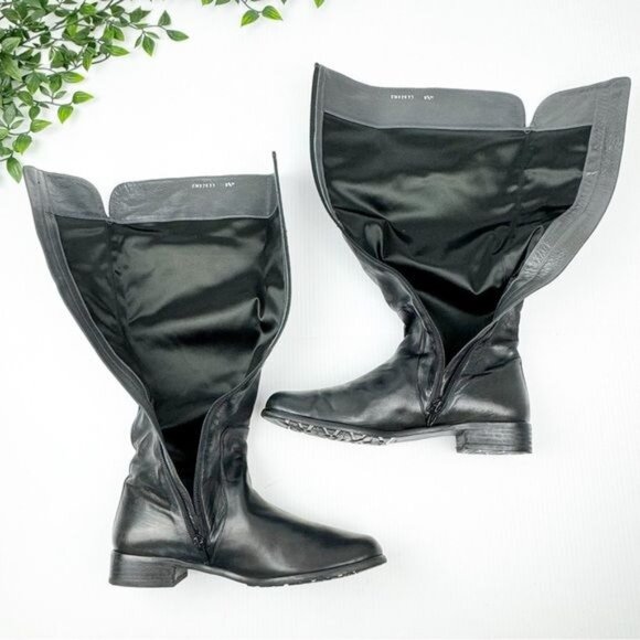 Stuart Weitzman Black Knee High buckle detail riding Boot 8.5 - Picture 9 of 12
